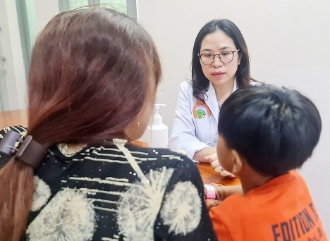 PGS.TS.BS Huỳnh Thị Vũ Quỳnh, chuyên gia nội tiết, tăng trưởng trẻ em, dậy thì sớm, rối loạn nội tiết, chậm phát triển chiều cao, sức khỏe trẻ em, dinh dưỡng trẻ em